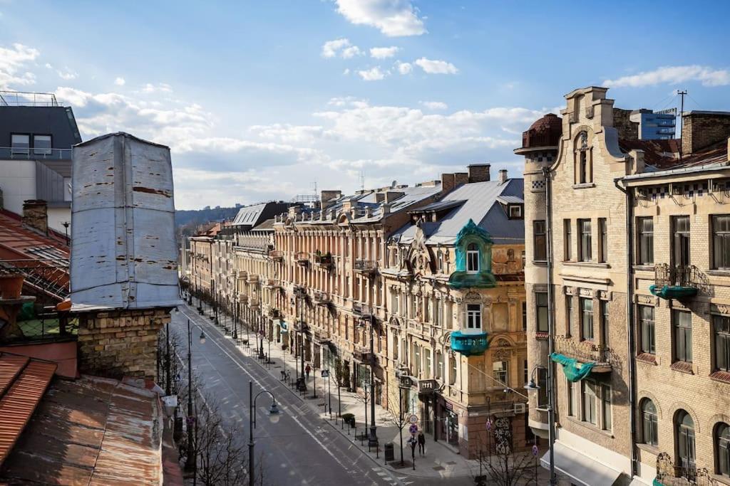Luxury Apartment In Gediminas Avenue With Terrace Vilnius Exterior photo